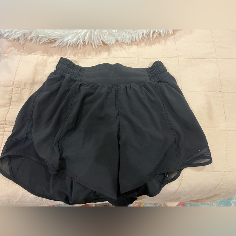 Black size 4 hotty hot lululemon shorts